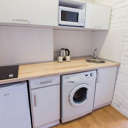 Cozy Apartment Beside Metro Yaroslava Mudroho, Universytet - Chernyshevska Str 95-6 Charkiv Esterno foto