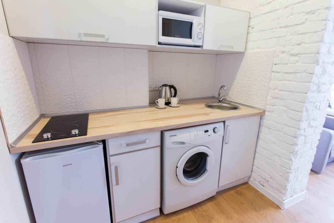 Cozy Apartment Beside Metro Yaroslava Mudroho, Universytet - Chernyshevska Str 95-6 Charkiv Esterno foto