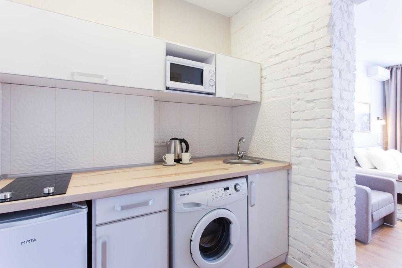 Cozy Apartment Beside Metro Yaroslava Mudroho, Universytet - Chernyshevska Str 95-6 Charkiv Esterno foto